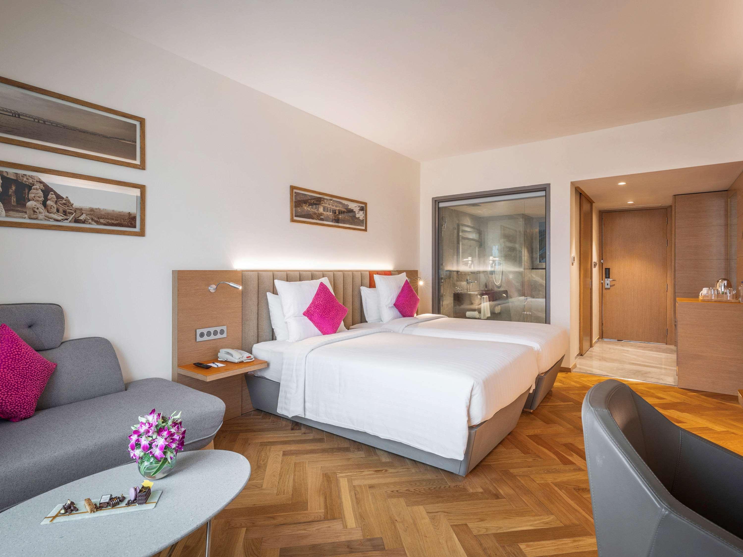 Novotel Varun 5*