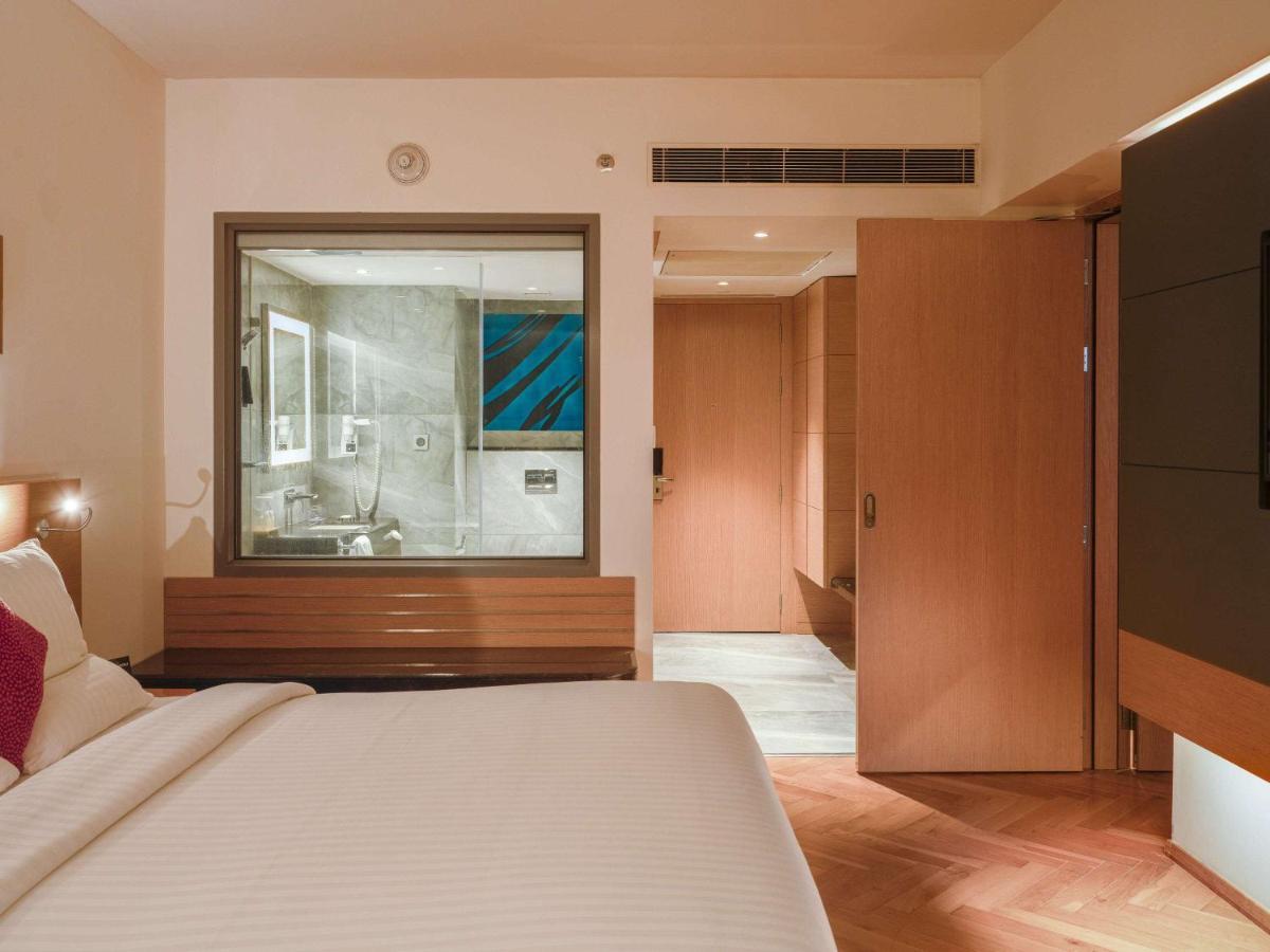 Novotel Varun Hotel 5*
