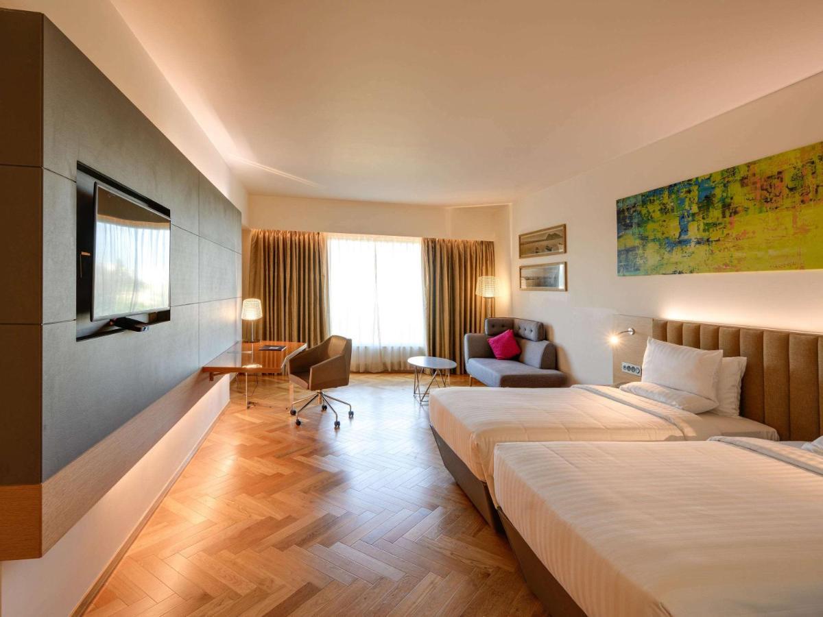 Novotel Varun 5* Vijayawada