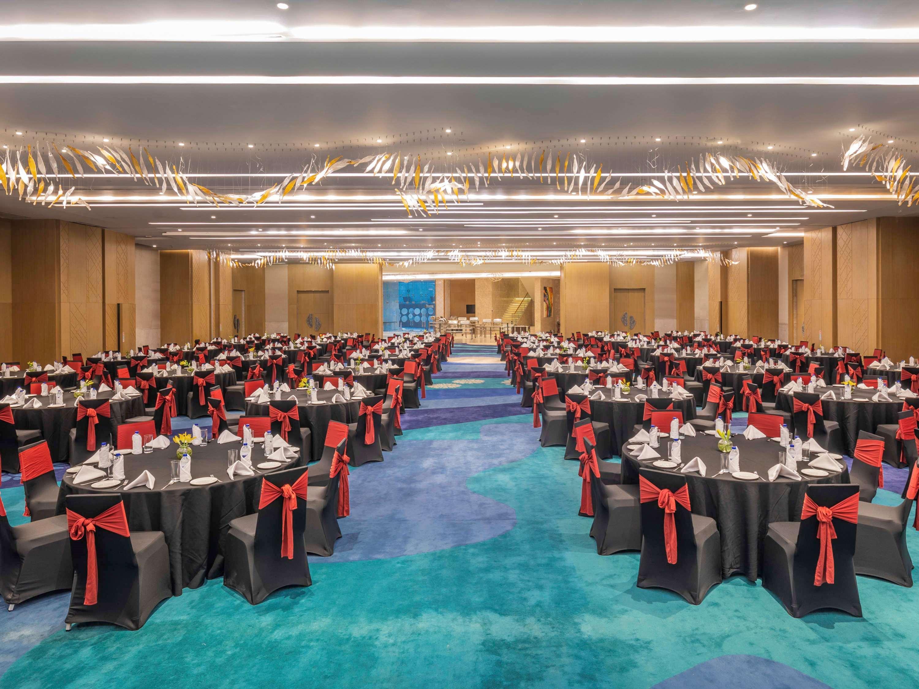 Novotel Varun Hotel
