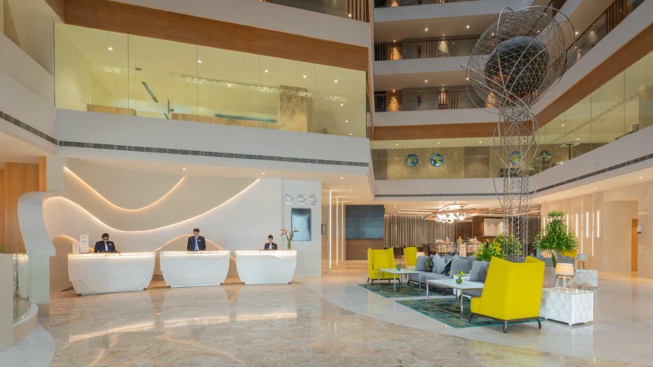 Hotel Novotel Varun